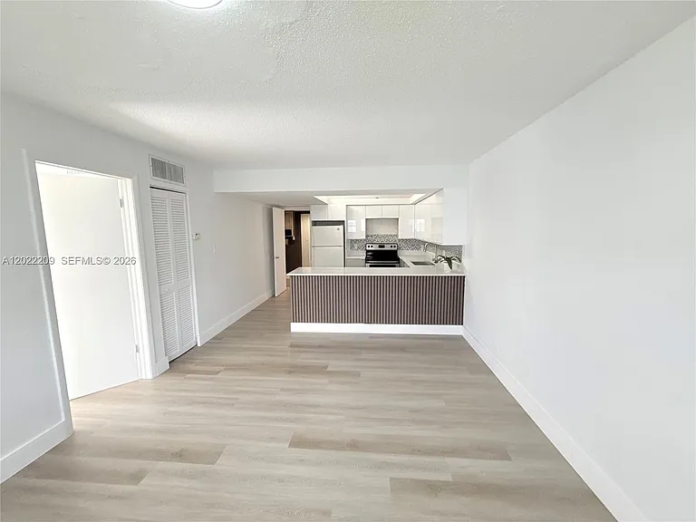 1309 NW 8th Ave — Photo 11