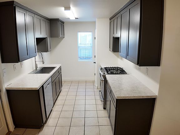 3rd image of 467 S Beverly Street