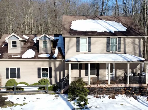 680 Hull Rd, Waterford, PA 16441