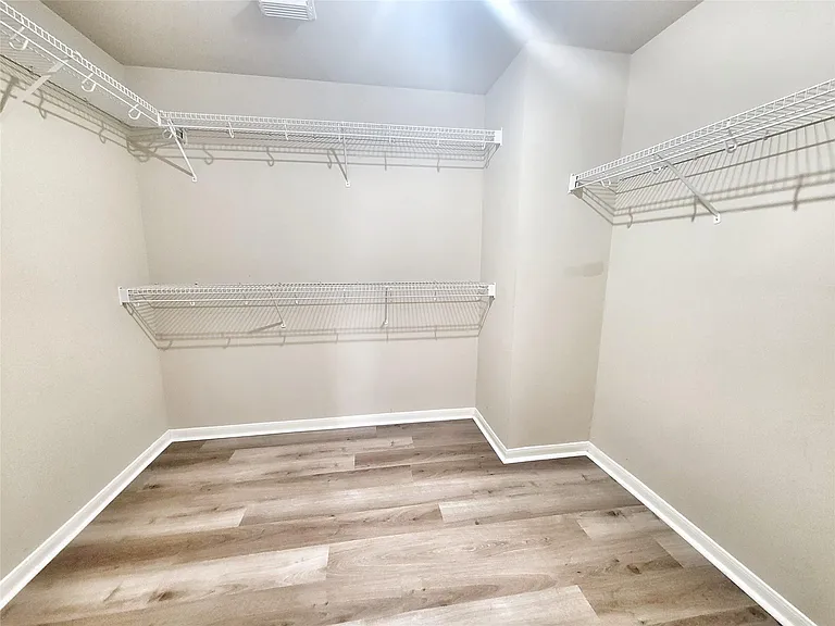 2715 Sailors Moon Dr — Photo 13