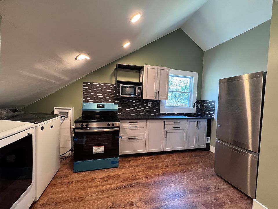1st image of 1 Brinkerhoff Ave #2