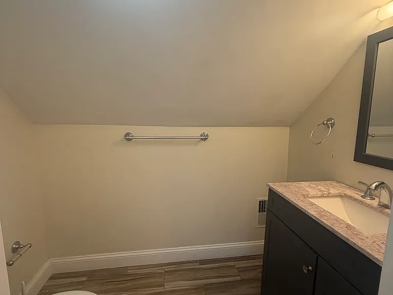 9 Nottingham St #1 — Photo 14