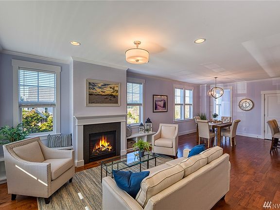 Open concept living. Beautiful millwork throughout the home.