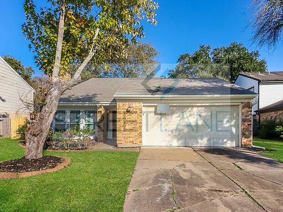 2nd image of 2323 Trail Wood Ln