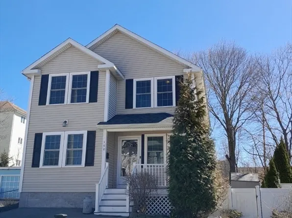 160 Crawford St, Fall River, MA 02724