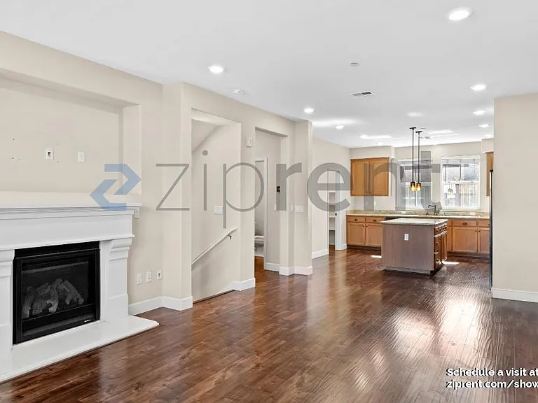 25937 Dollar St — Photo 5