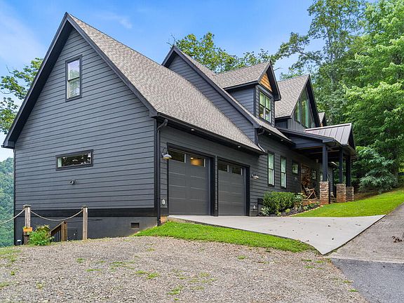 3rd image of 7 Eagles View Ct