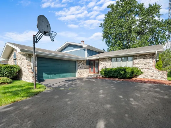 18443 De Jong Ln, Lansing, IL 60438