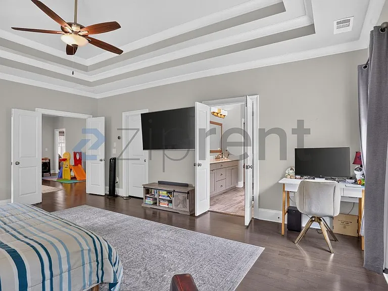 2408 Ellard Ter SE — Photo 31