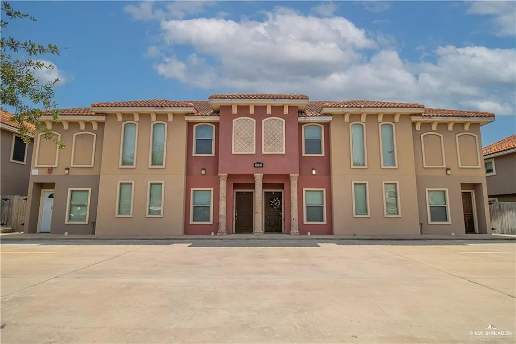 3 bed, 2.5 bath, 1501 sqft, $1,250 — Photo 1