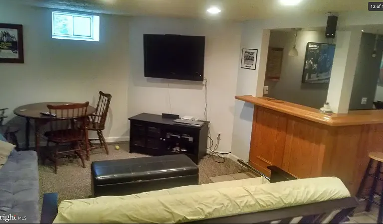 1101 N Clayton St — Photo 10