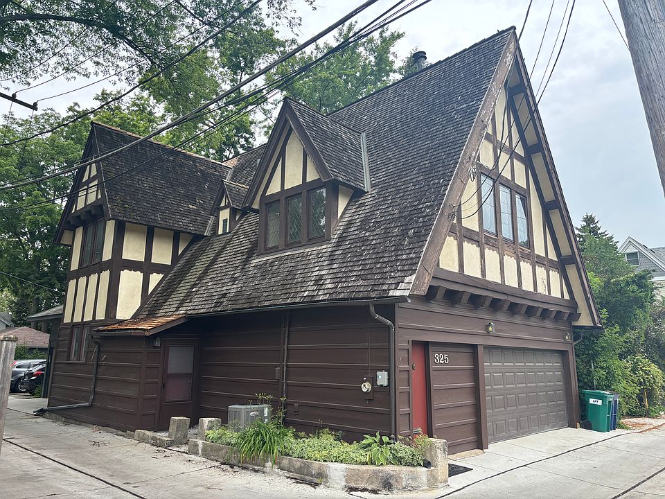 1st image of 325 Forest Ave