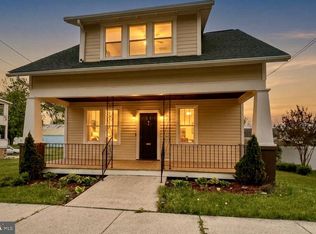 317 E 1st Ave, Charles Town, WV 25414
