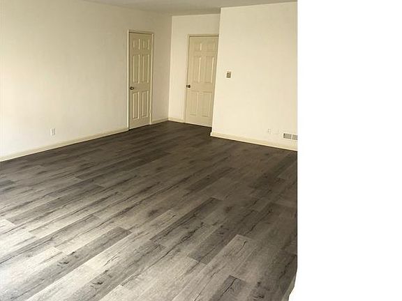 3rd image of 4541 Santa Rosalia Dr #1
