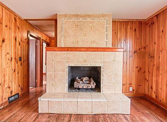 5th image of 515 Wickins Dr