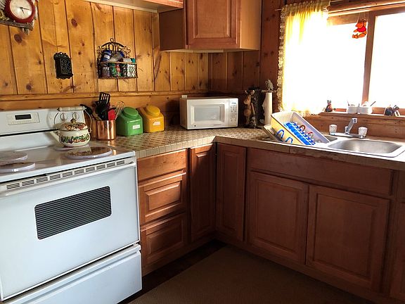 5th image of 4104 Quakie Ln