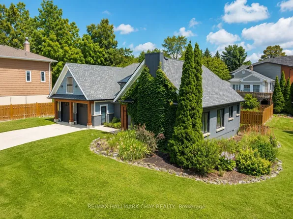 69 Rodney St, Barrie, ON L4M 4B8