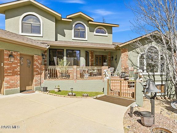 3rd image of 468 Glen Echo Cir