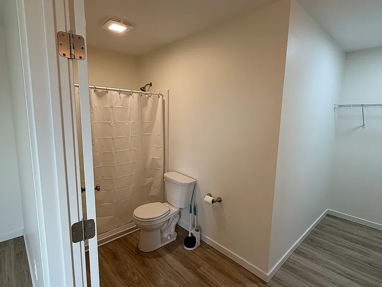 1219 Fountain Dr — Photo 10