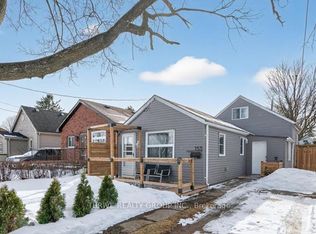 155 Gammage St, London, ON N5Y2B2