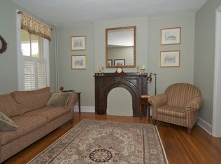 39 Perry St, Lambertville, NJ 08530