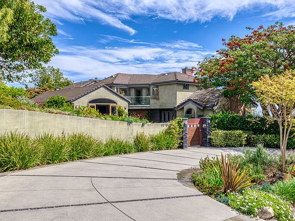 5th image of 6270 Zumirez Dr
