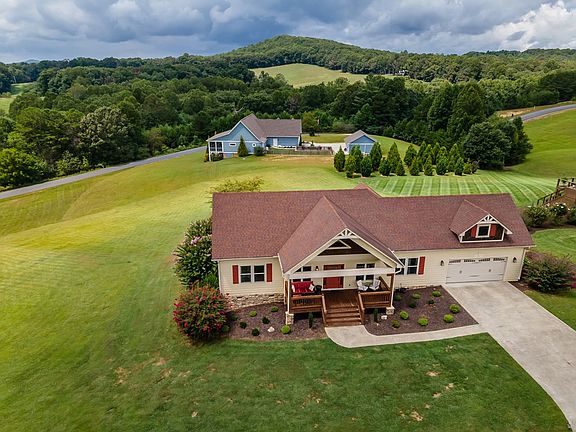 2nd image of 62 Bonney Ridge Rd