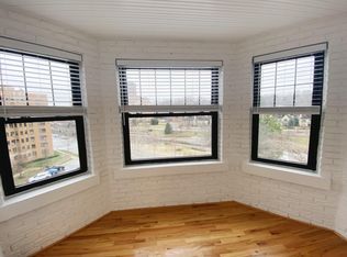 Lowell Apartments, Kansas City, MO 64112