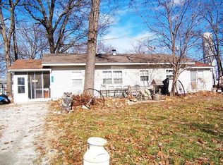 12031 Burton Dr, Warsaw, MO 65355