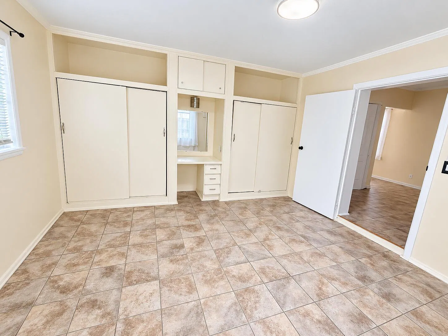 1 bed, 1.0 bath, 700 sqft, $1,500 — Photo 4