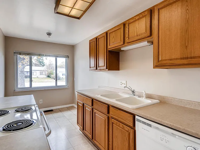 3074 S Fairfax St — Photo 6