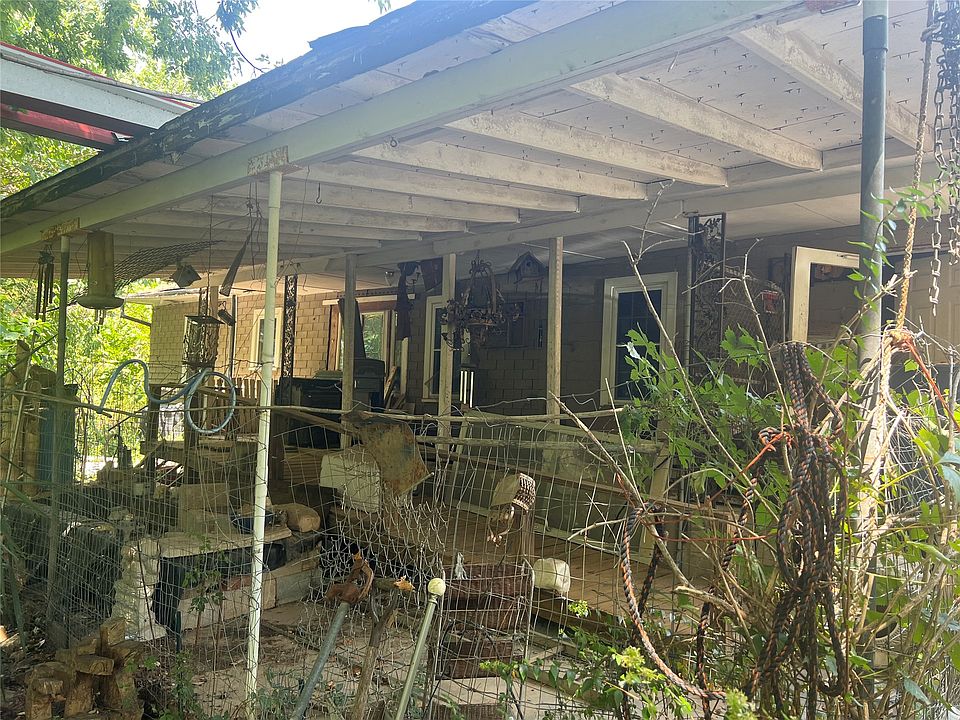 1st image of 494 Red Feather Rd
