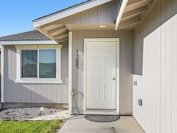 5th image of 1385 E Gemstone Street S