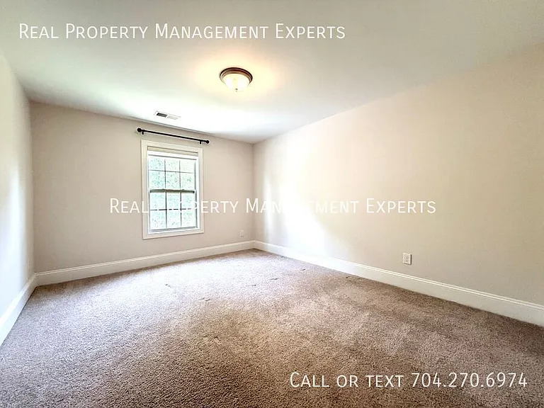 9416 Scorpio Ln — Photo 15