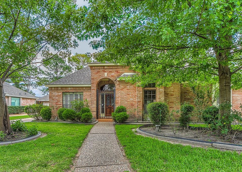1st image of 7618 River Garden Dr