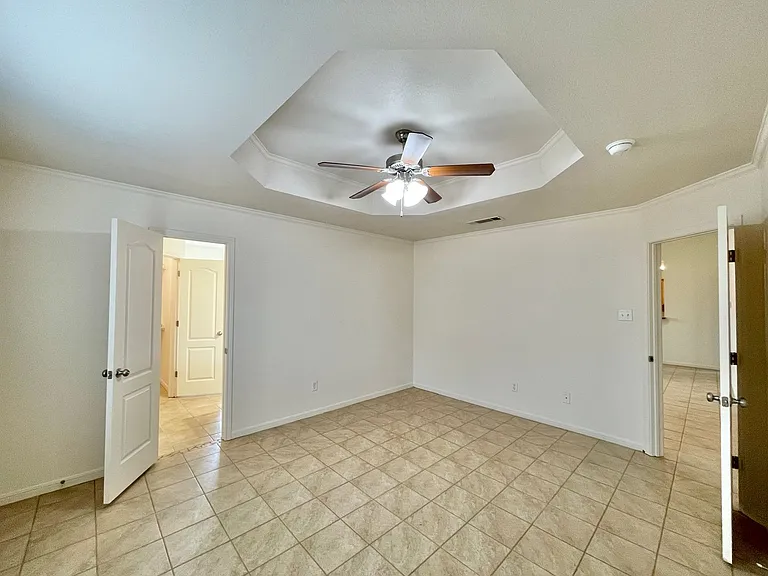 3709 Salt Fork Dr — Photo 11
