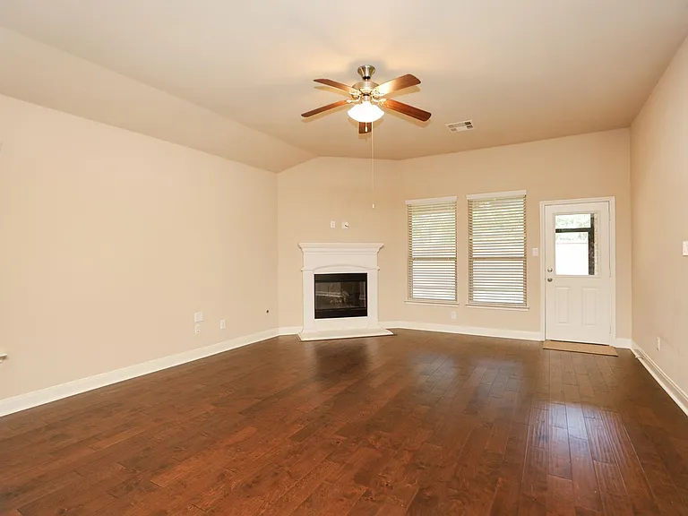 147 W Wading Pond Cir — Photo 12