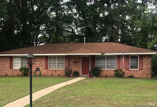 2nd image of 1247 Adell St