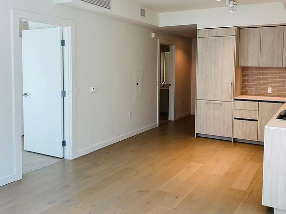 3rd image of 110 Channel St Unit 318