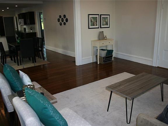 4th image of 121 Doyle Ave #A