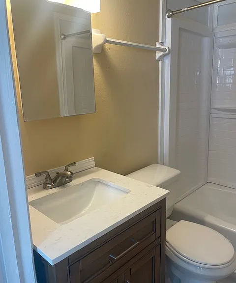1405 W Deleon St #B — Photo 9