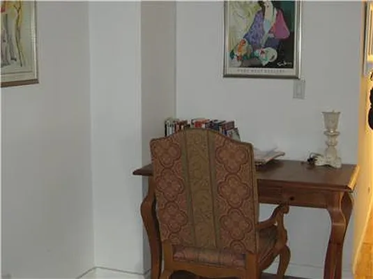 Sold by Akam Sales and Brokerage | media 6