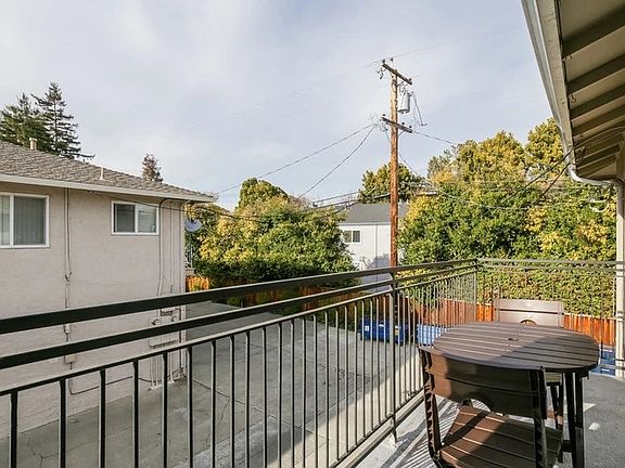 2nd image of 1219 W Mc Kinley Ave APT 3
