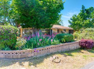 206 Mahoney Ave, Oak View, CA 93022