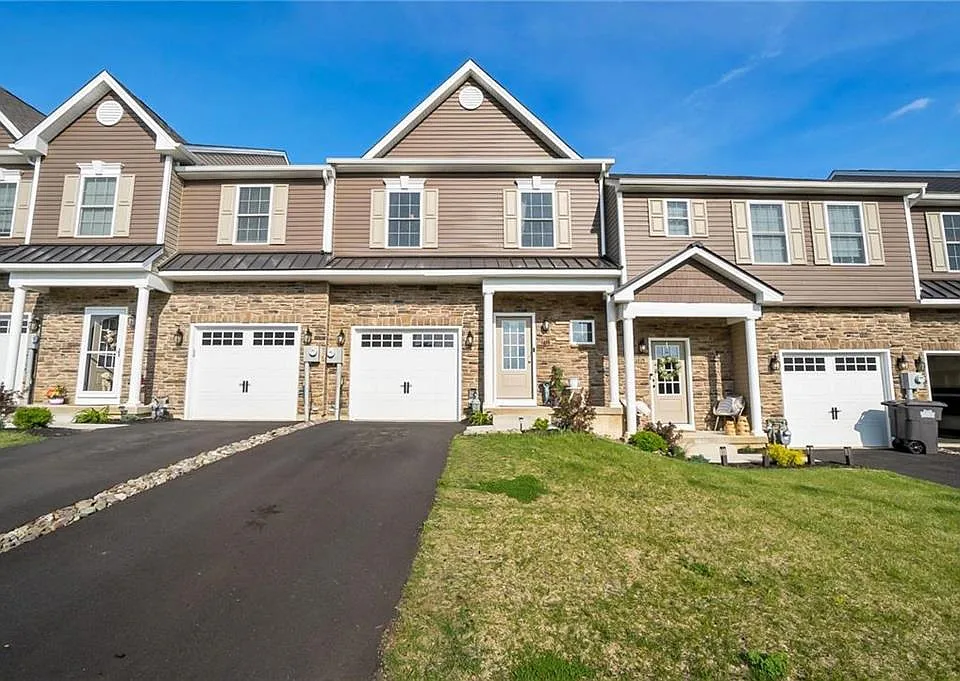 1419 Black Forest Dr