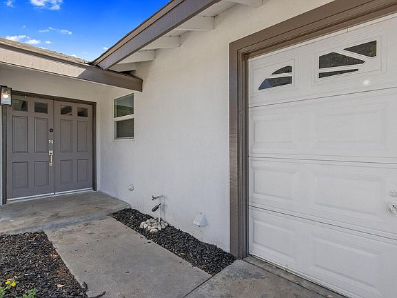 4th image of 2716 S Fairway Court