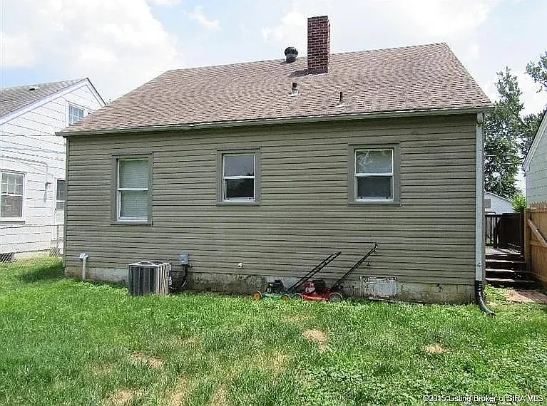 4 bed, 1.0 bath, 1199 sqft, $1,247 — Photo 2