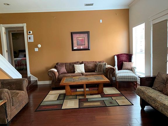 5th image of 23184 Edgewater Dr