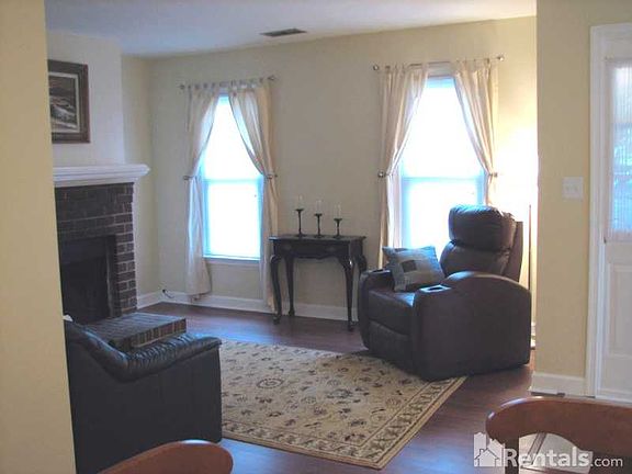 2nd image of 1053 Wickford Ct