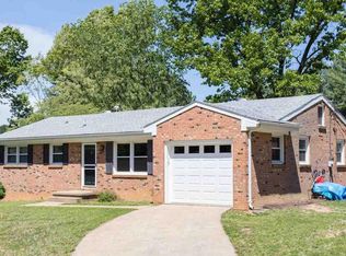 92 Hudson Ave, Staunton, VA 24401